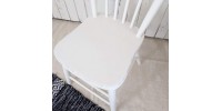 Chaise blanche vintage en bois
